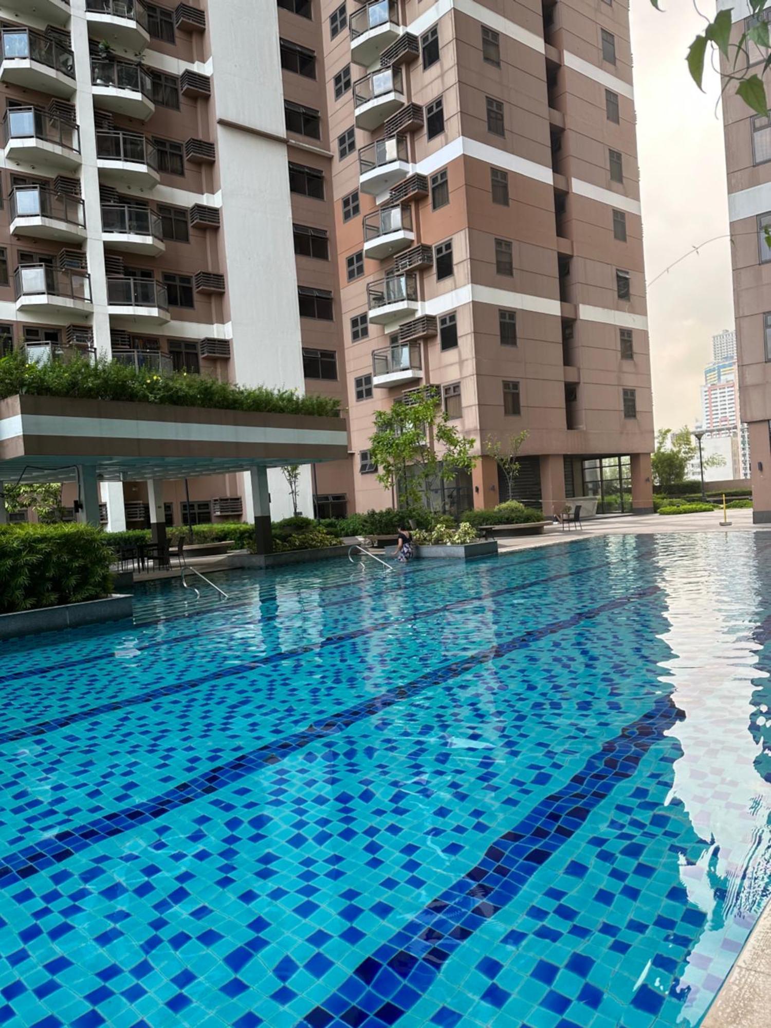 The Radiance Manila Bay Apartment Exterior photo